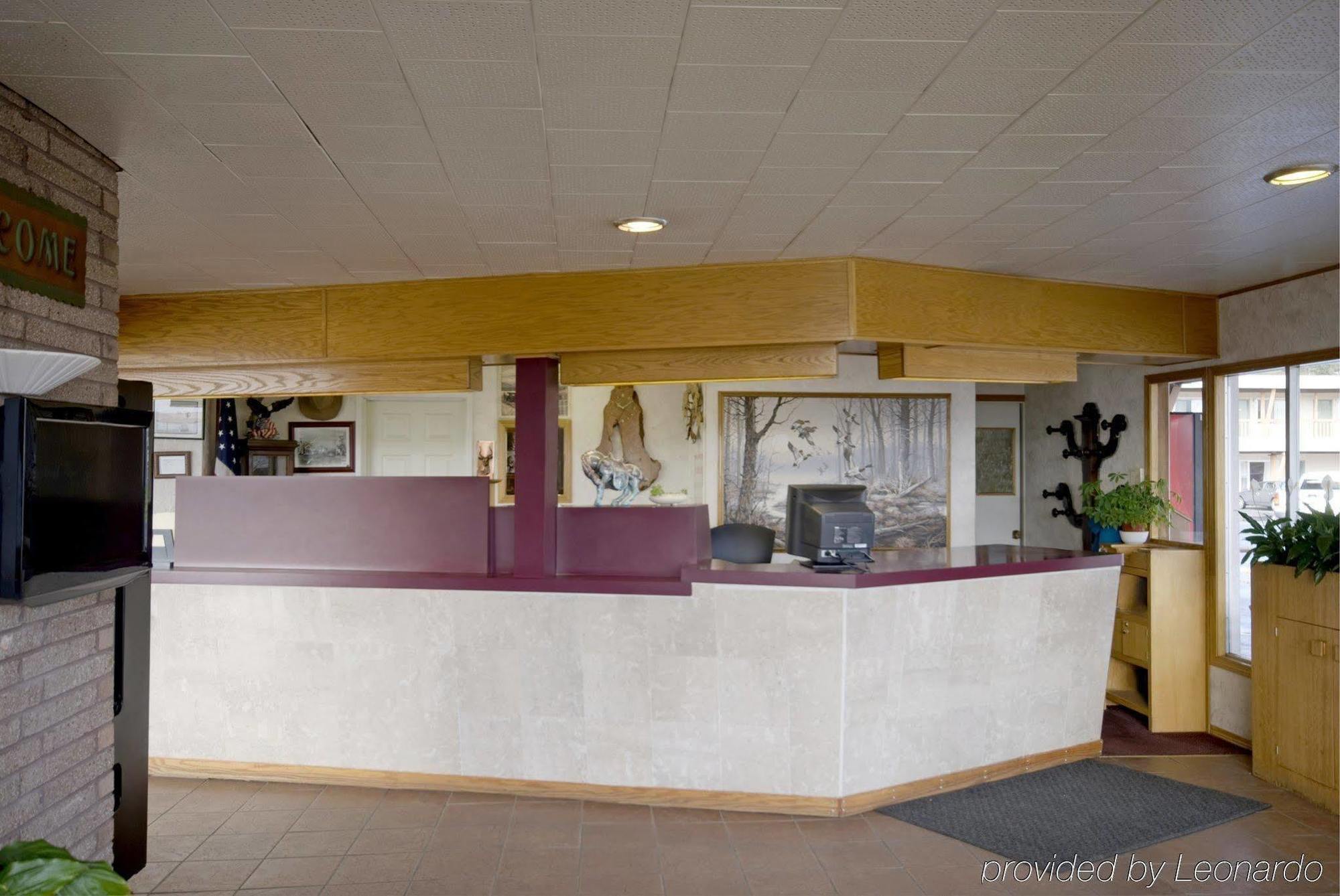 North Coast Inn เครสเซนต์ซิตี ภายนอก รูปภาพ